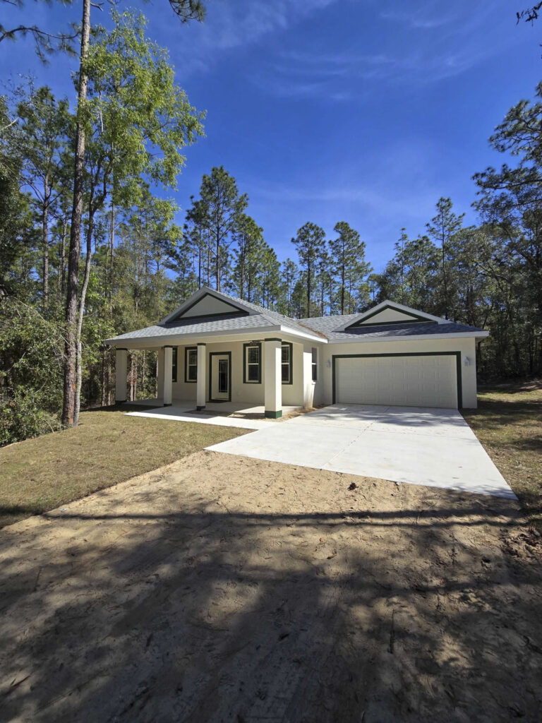 Hideaway_front elevation
