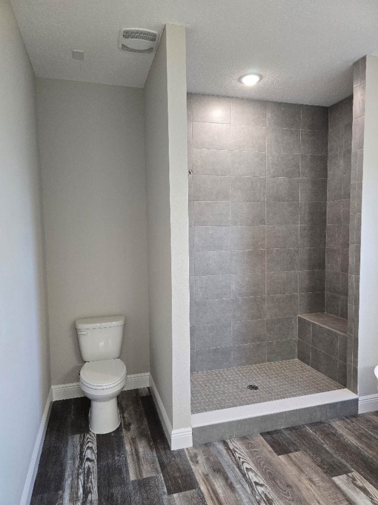 coastal cabana master bathroom1